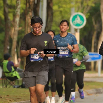 Runner Photo 5632404