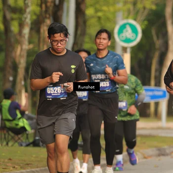 Runner Photo 5632406