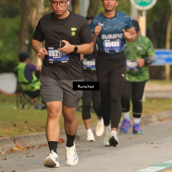 Runner Photo 5632415