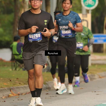 Runner Photo 5632421