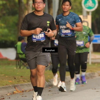 Runner Photo 5632423