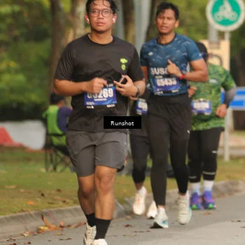 Runner Photo 5632425