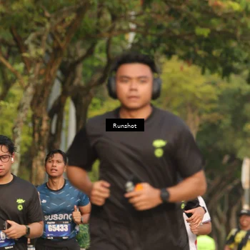 Runner Photo 5632443