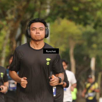 Runner Photo 5632454