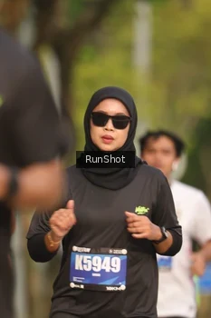 Runner Photo 5632473