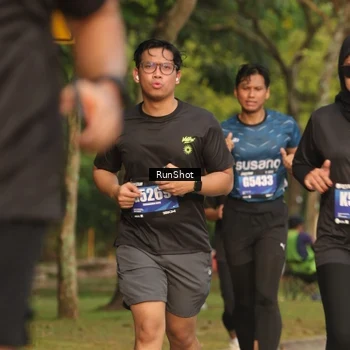 Runner Photo 5632498