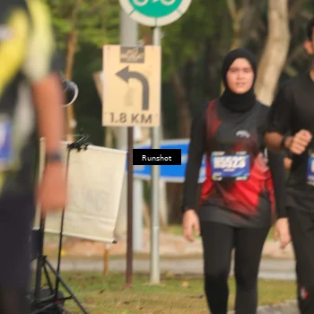 Runner Photo 5632634