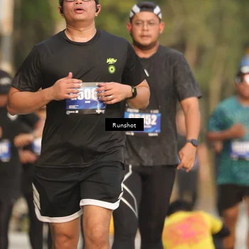 Runner Photo 5632658