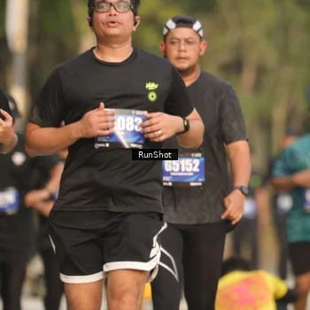 Runner Photo 5632663
