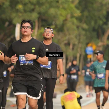 Runner Photo 5632691