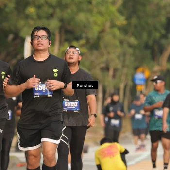 Runner Photo 5632697