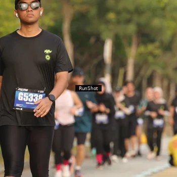 Runner Photo 5632735