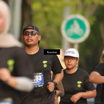 Runner Photo 5632770
