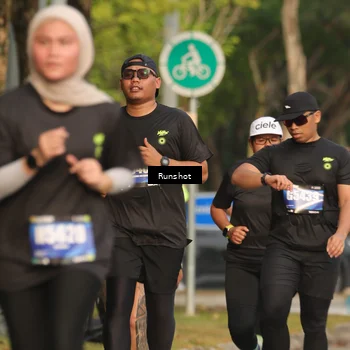 Runner Photo 5632771