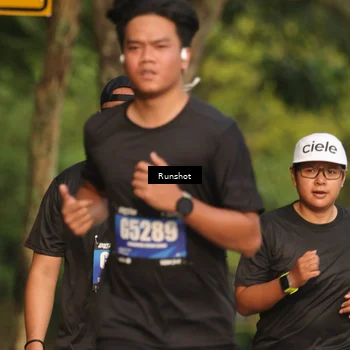 Runner Photo 5632812