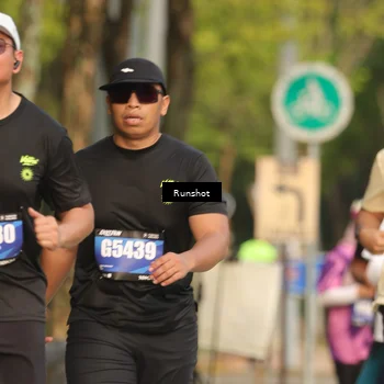 Runner Photo 5632848