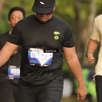 Runner Photo 5632875