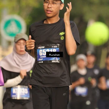 Runner Photo 5632975