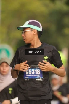 Runner Photo 5632993
