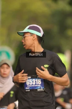 Runner Photo 5632994