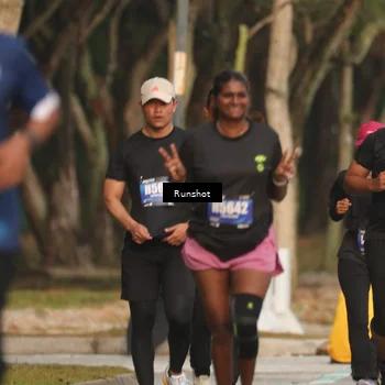 Runner Photo 5633028
