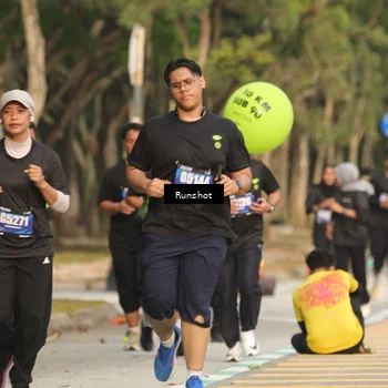 Runner Photo 5633041