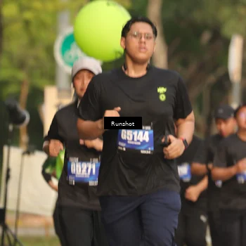 Runner Photo 5633070