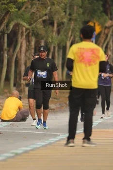 Runner Photo 5633088
