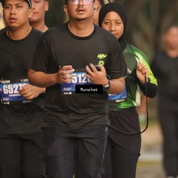 Runner Photo 5633153