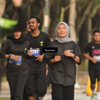 Runner Photo 5633195