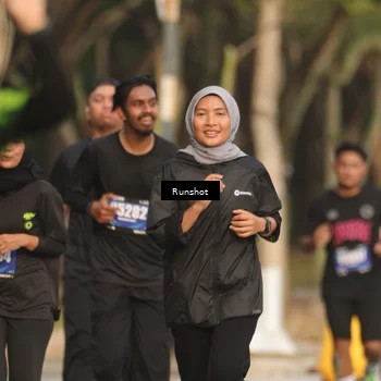 Runner Photo 5633201