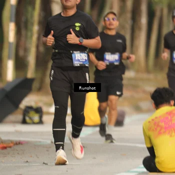 Runner Photo 5633243