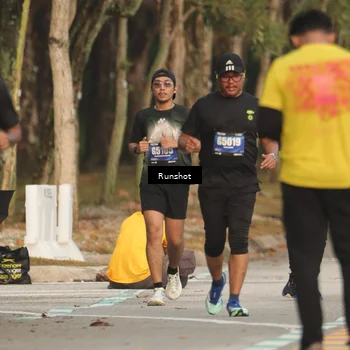 Runner Photo 5633244