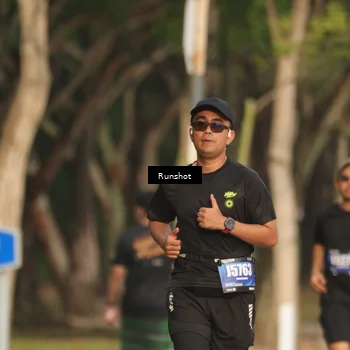 Runner Photo 5633246