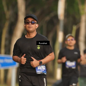 Runner Photo 5633252