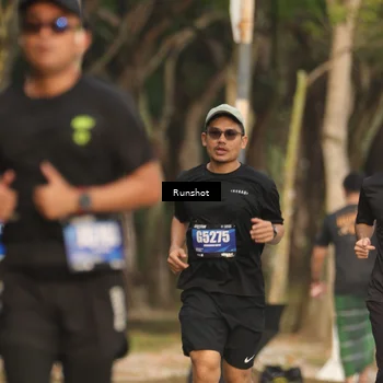 Runner Photo 5633256