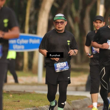 Runner Photo 5633281