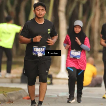 Runner Photo 5633298