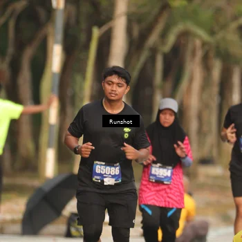 Runner Photo 5633299