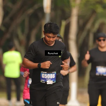 Runner Photo 5633311