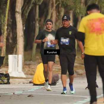 Runner Photo 5633314