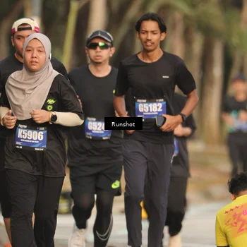 Runner Photo 5633331