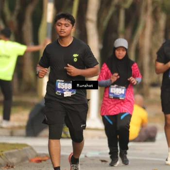 Runner Photo 5633335