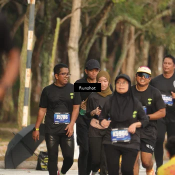 Runner Photo 5633352