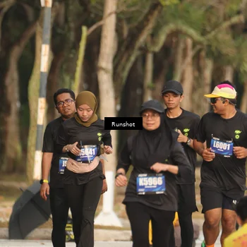 Runner Photo 5633358