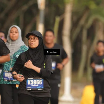 Runner Photo 5633373