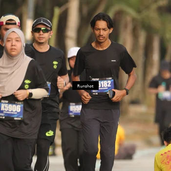 Runner Photo 5633376
