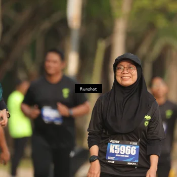 Runner Photo 5633377