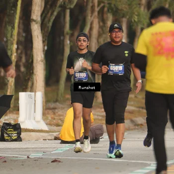 Runner Photo 5633379