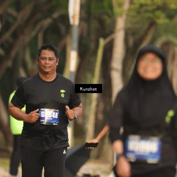 Runner Photo 5633380
